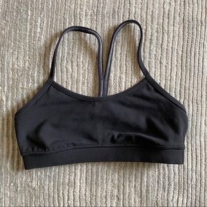 Lululemon sports bra size 4